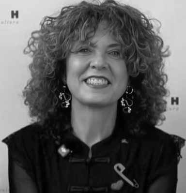 JÚLIA DÍEZ